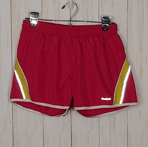🌟 Reebok Running Shorts - Picture 2 of 5
